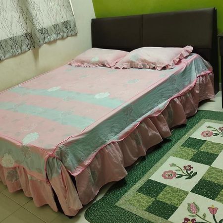 Muslim Dinaim Homestay Танджунг-Малим Экстерьер фото
