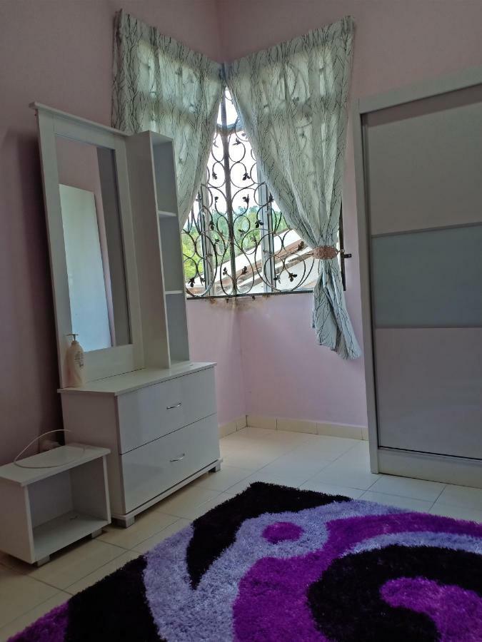 Muslim Dinaim Homestay Танджунг-Малим Экстерьер фото